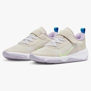 Nike Cream and Purple Kids' Sneakers
Brand New without the‎ box.
